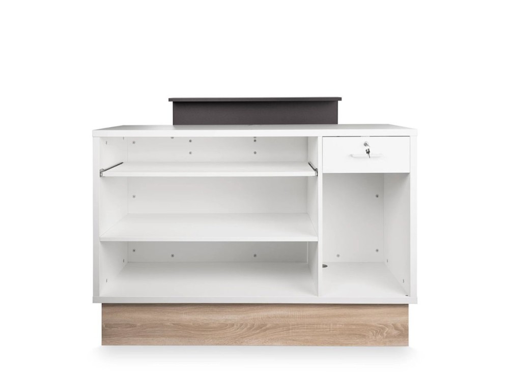 Thierry 22/16 - Recepción y caja de la recepción