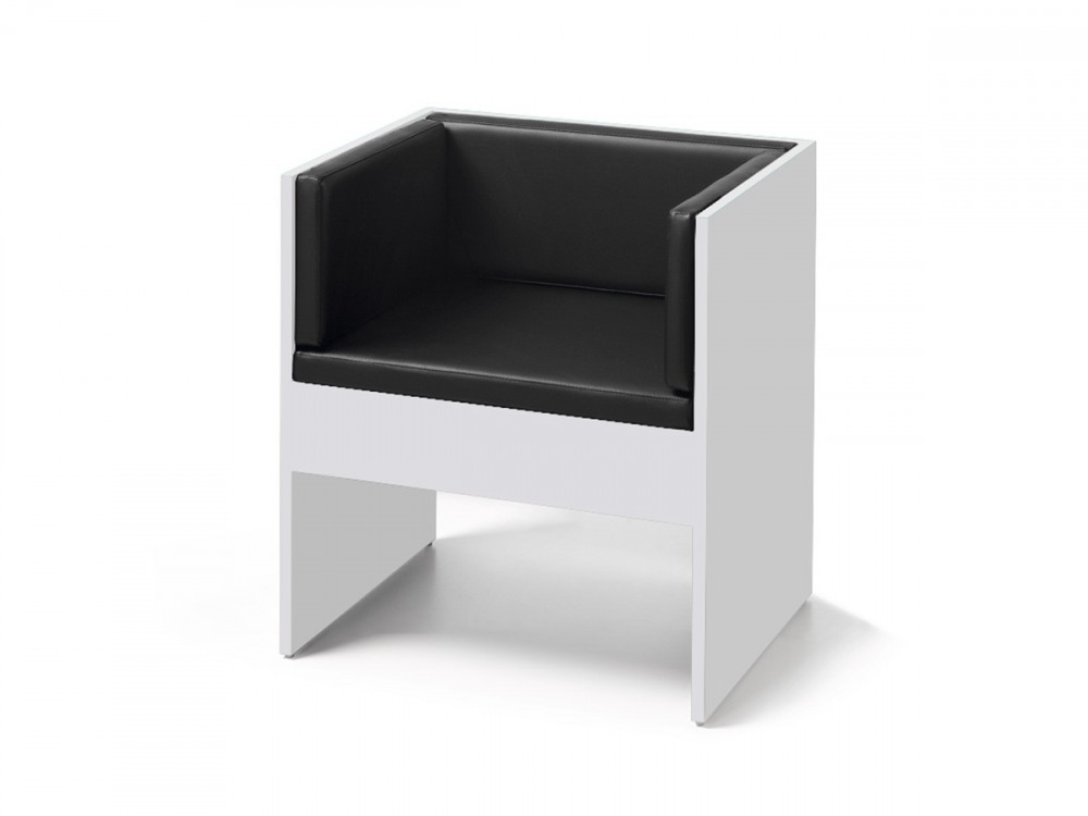 B33 - black