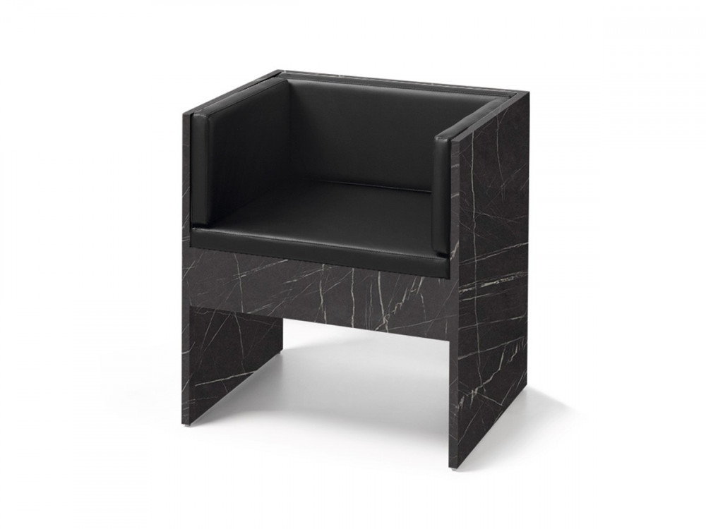 B33 - black