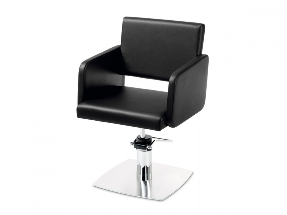 B33 - black