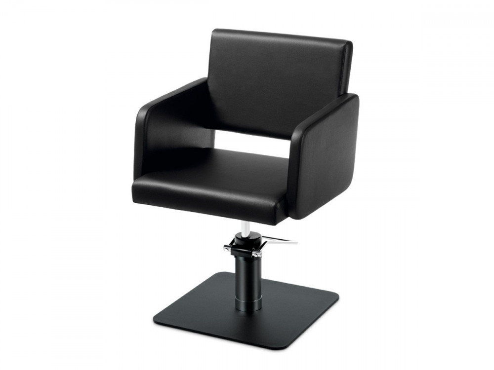 B33 - black