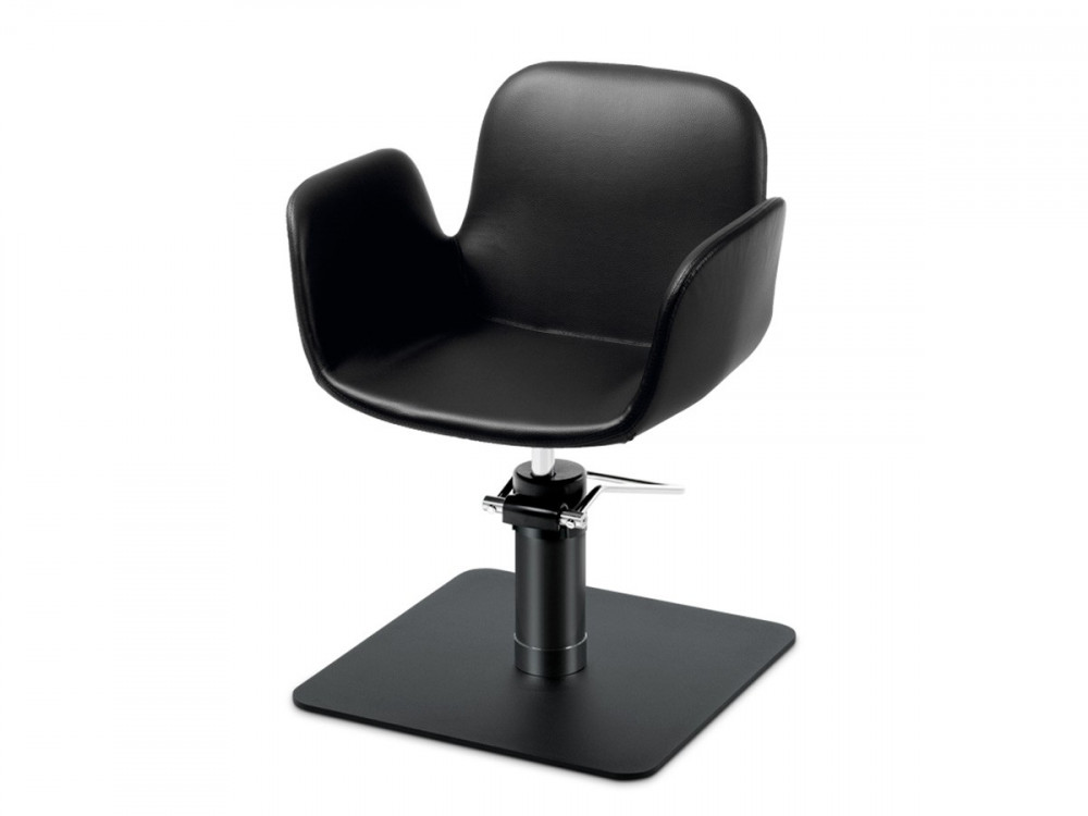 B33 - black